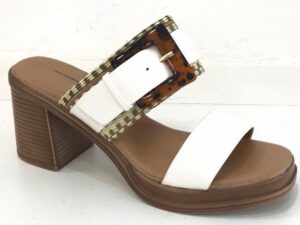 09:3 Slipper wit hakhoogte 7 cm